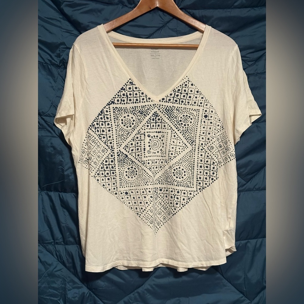 Old Navy Geometric Short Sleeve Tee
